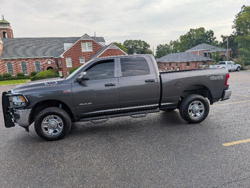 RAM 2500 Tradesman Crew Cab SWB 4WD 2022