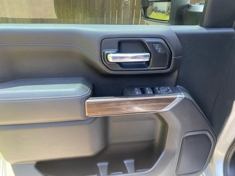 Chevrolet Silverado 2500HD LT Crew Cab Long Box 4WD 2020