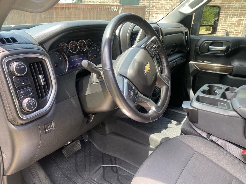 Chevrolet Silverado 2500HD LT Crew Cab Long Box 4WD 2020