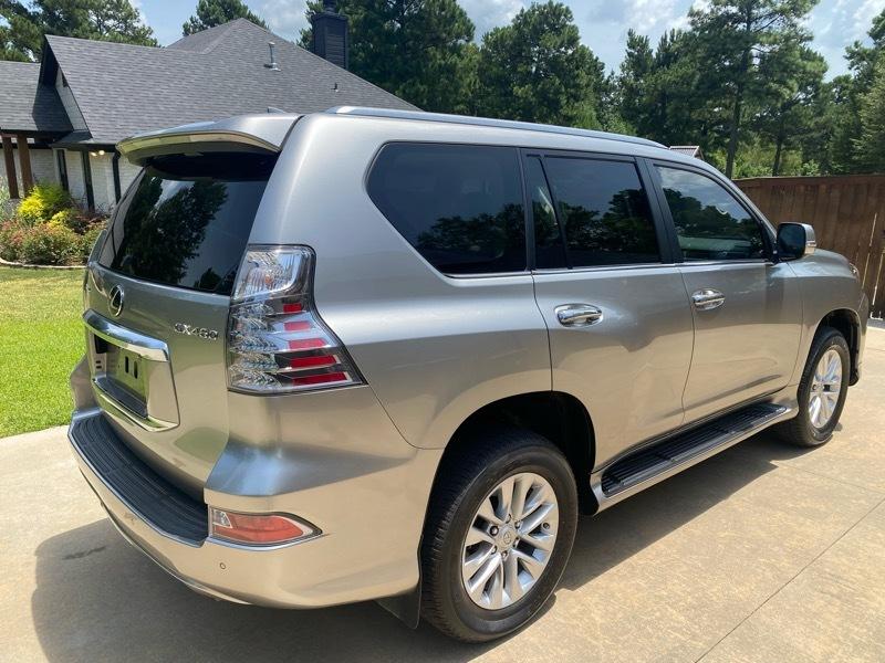Lexus GX 460 Base 2023
