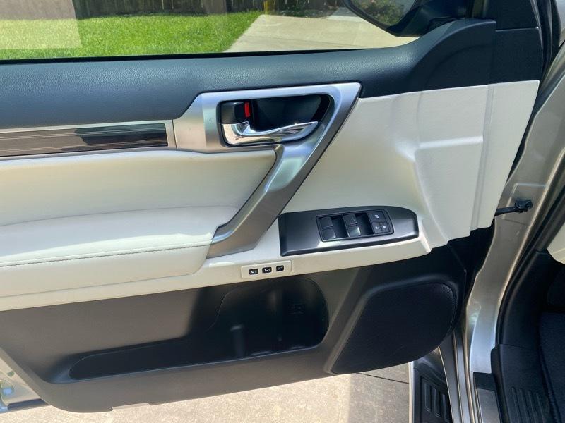 Lexus GX 460 Base 2023