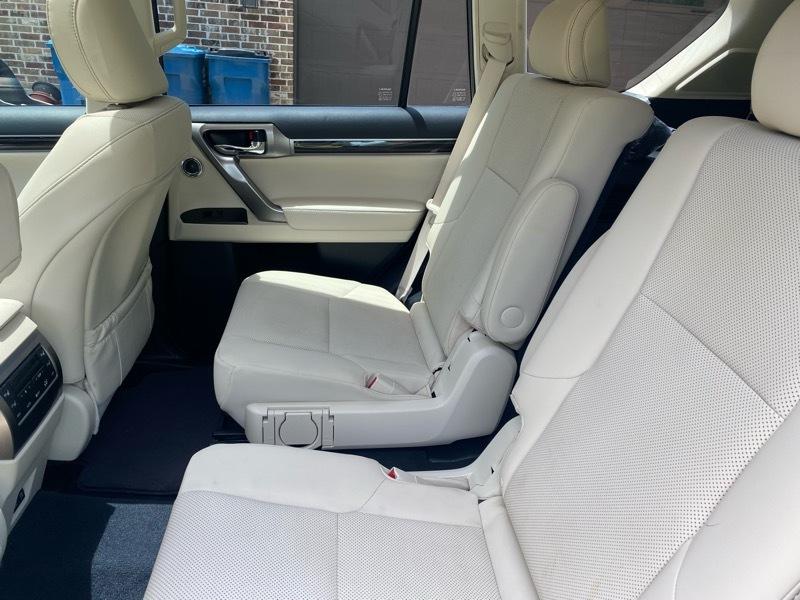 Lexus GX 460 Base 2023