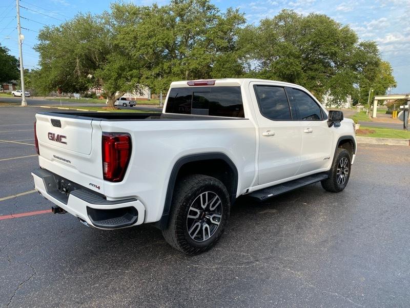 GMC Sierra 1500 AT4 Crew Cab Short Box 4WD 2021