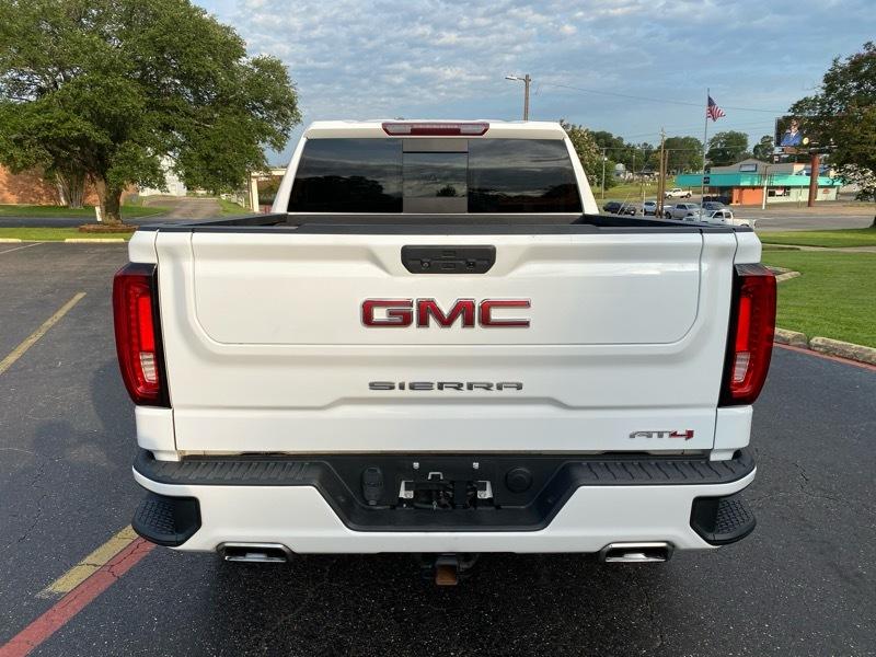 GMC Sierra 1500 AT4 Crew Cab Short Box 4WD 2021