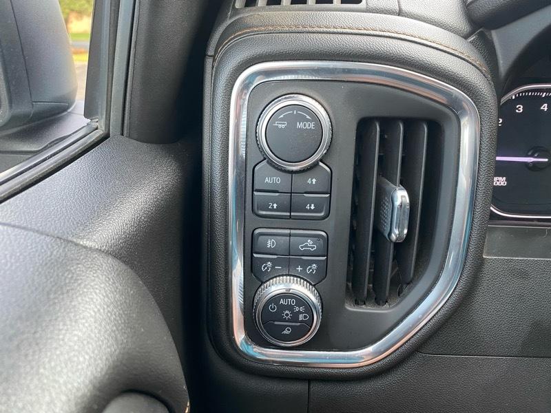 GMC Sierra 1500 AT4 Crew Cab Short Box 4WD 2021