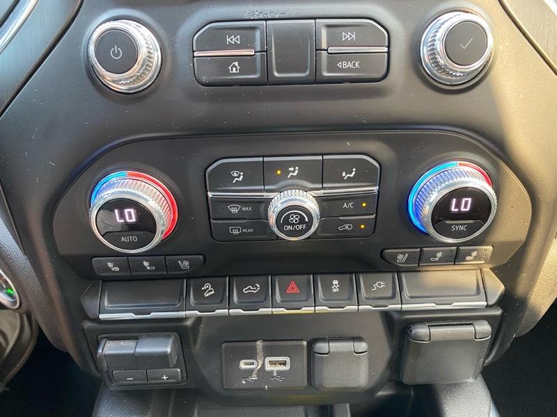 GMC Sierra 1500 AT4 Crew Cab Short Box 4WD 2021