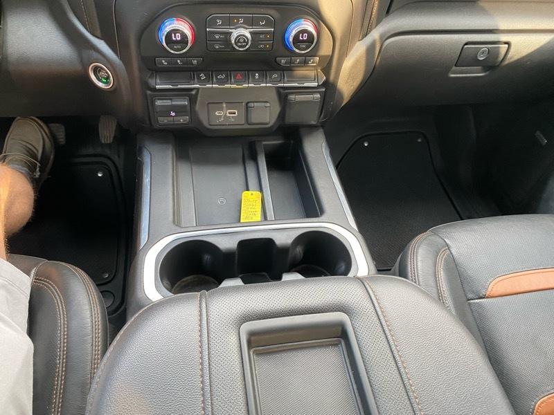 GMC Sierra 1500 AT4 Crew Cab Short Box 4WD 2021