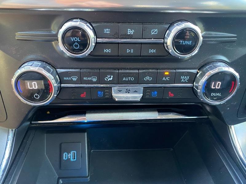 Ford F-150  2021