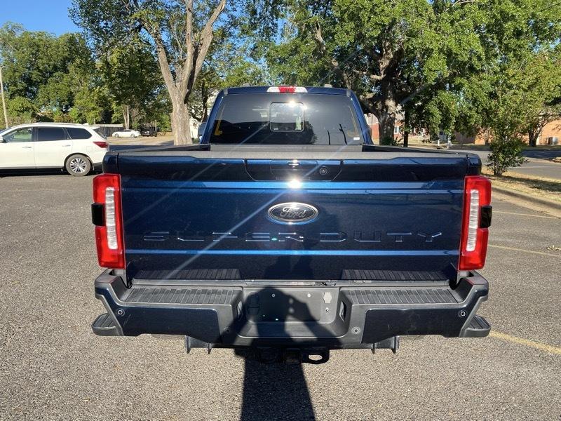 Ford F-350 SD Lariat Crew Cab Long Bed 4WD 2024