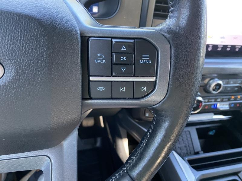 Ford F-350 SD Lariat Crew Cab Long Bed 4WD 2024