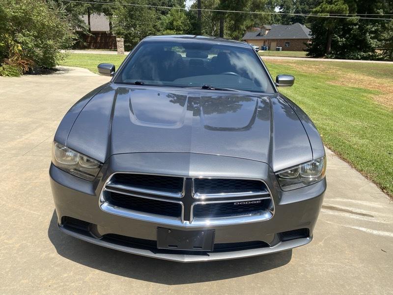 Dodge Charger SE 2011