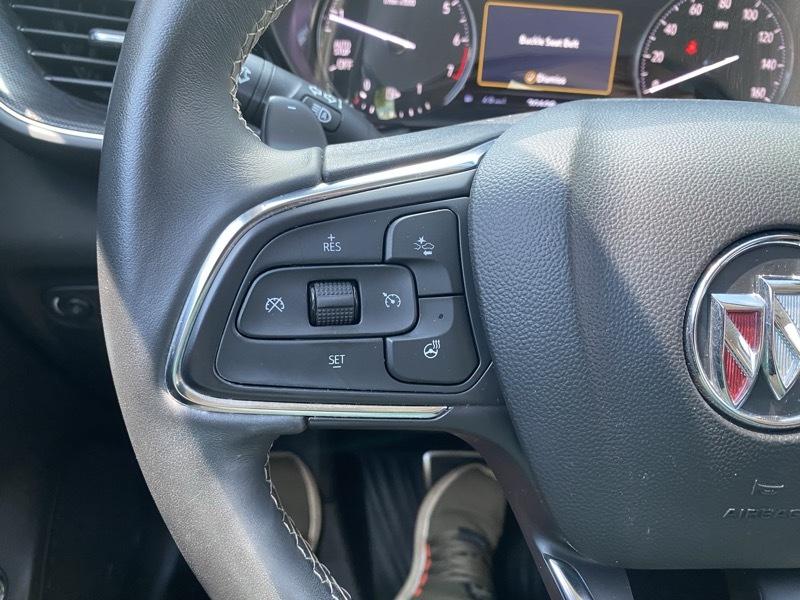Buick Envision Essense 2023