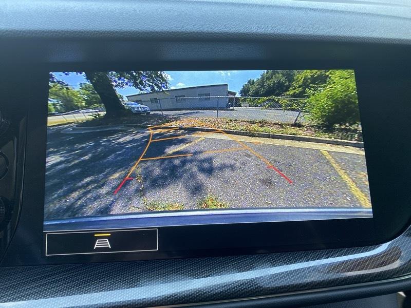 Buick Envision Essense 2023
