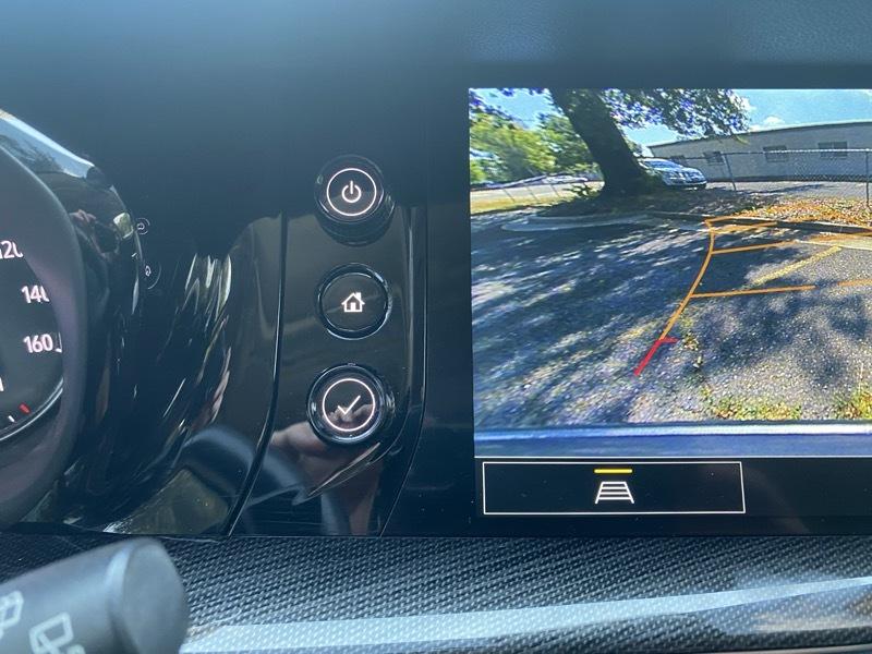 Buick Envision Essense 2023
