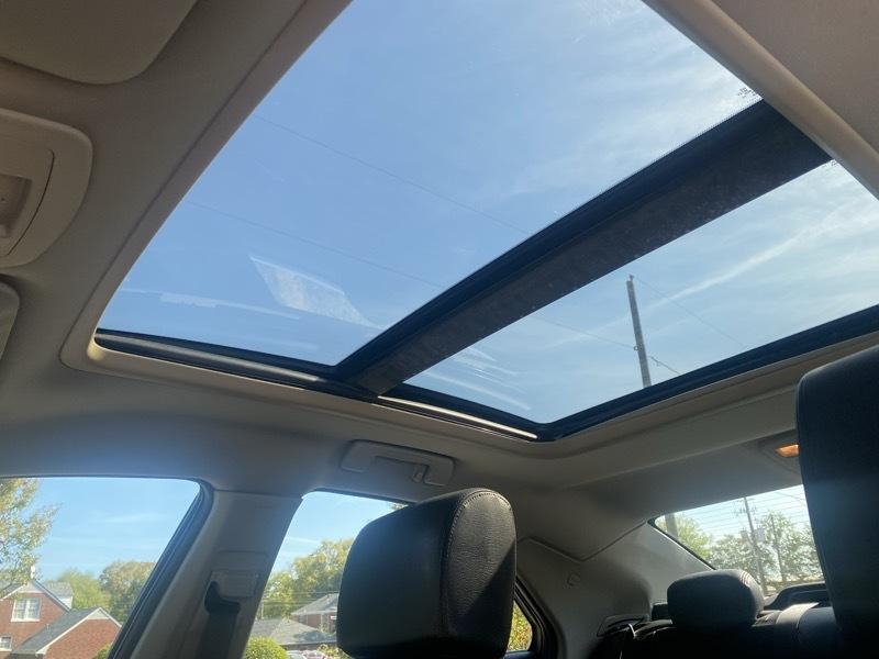 Cadillac CTS 3.6L SIDI with Navigation 2009