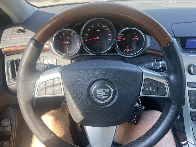 Cadillac CTS 3.6L SIDI with Navigation 2009