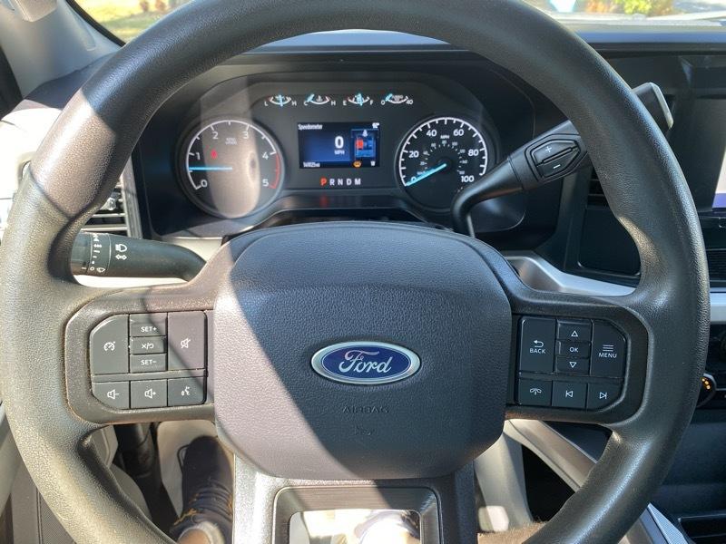 Ford F-350 SD XLT Crew Cab Long Bed 4WD 2023