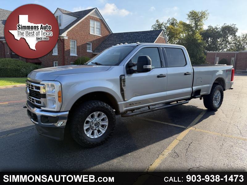 Ford F-350 SD XLT Crew Cab Long Bed 4WD 2023