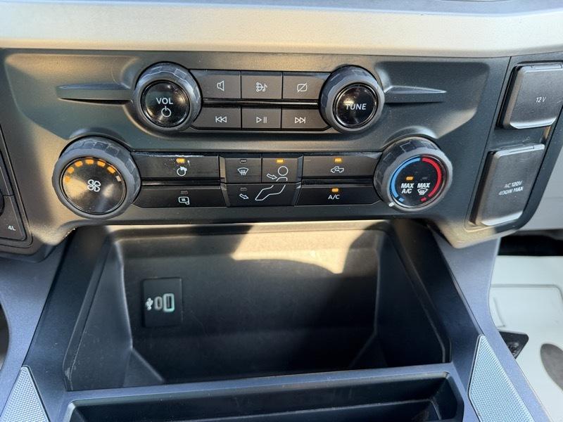 Ford F-350 SD XLT Crew Cab Long Bed 4WD 2023