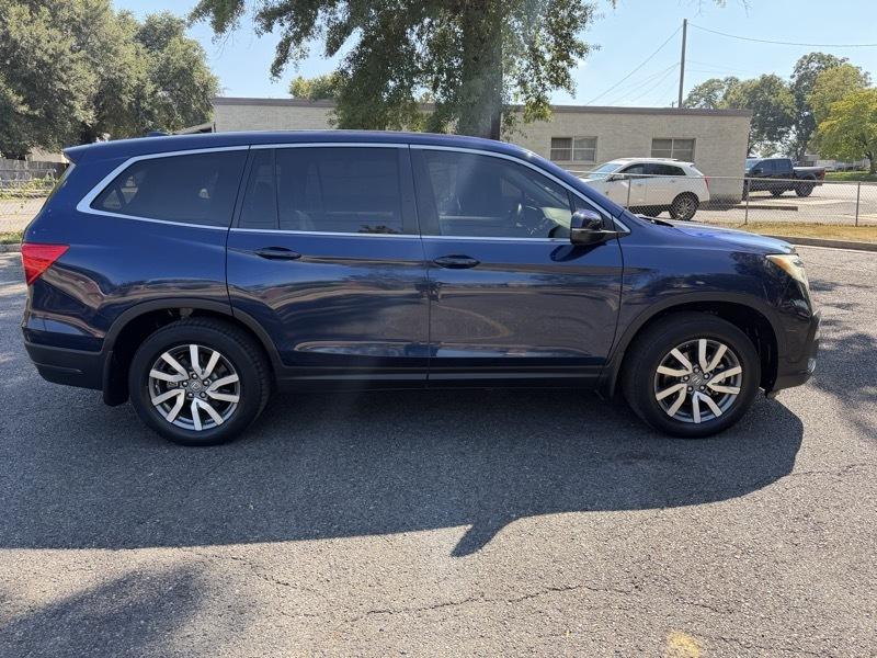 Honda Pilot EX-L w/Navigation and RES 2019