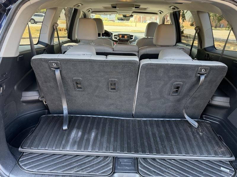 Honda Pilot EX-L w/Navigation and RES 2019
