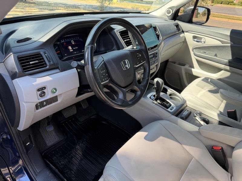 Honda Pilot EX-L w/Navigation and RES 2019