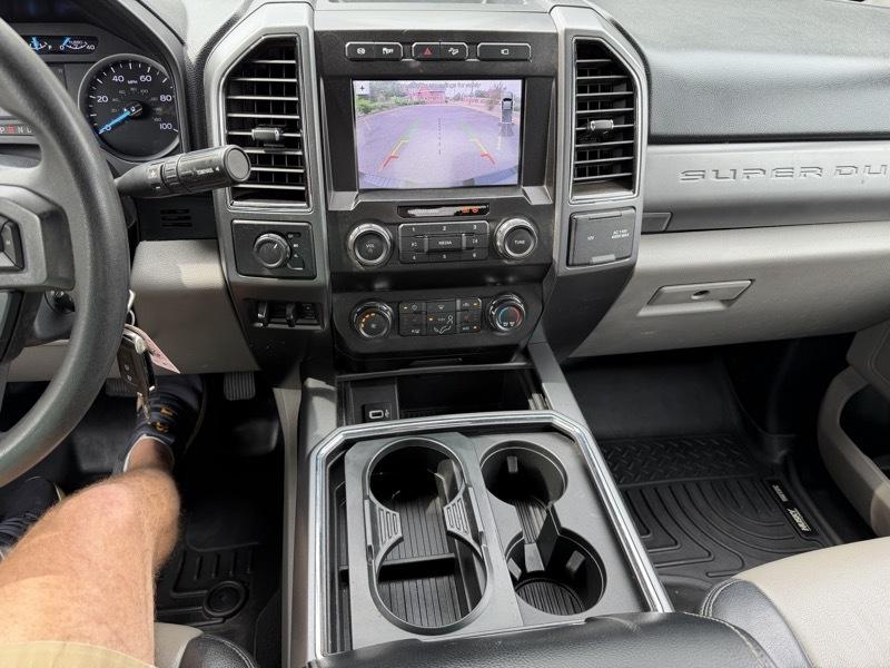 Ford F-350 SD XLT Crew Cab Long Bed DRW 4WD 2019