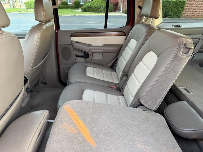 Ford Explorer Eddie Bauer 4WD 2002