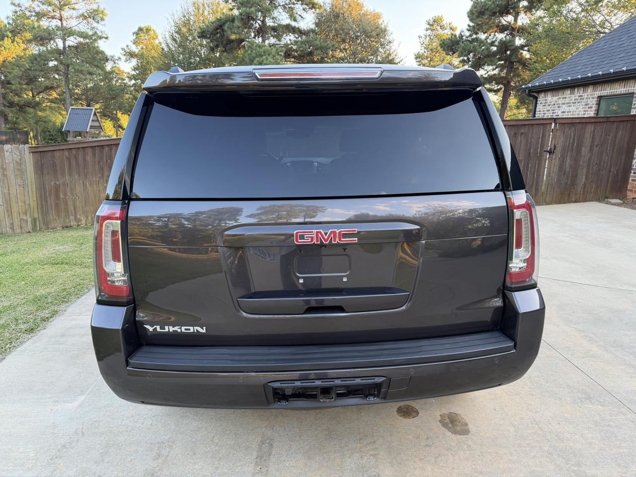 GMC Yukon SLT 2WD 2017