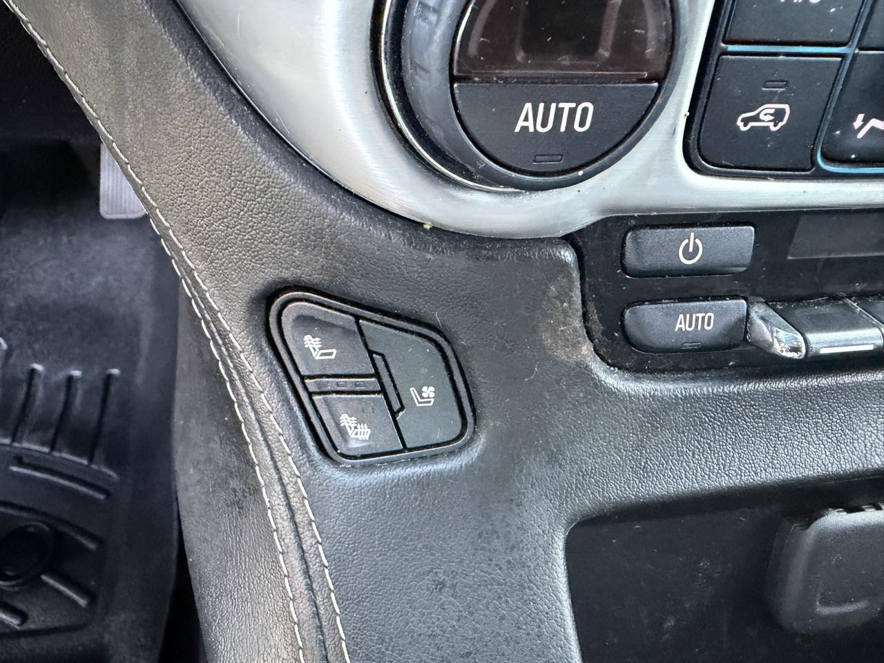 GMC Yukon SLT 2WD 2017