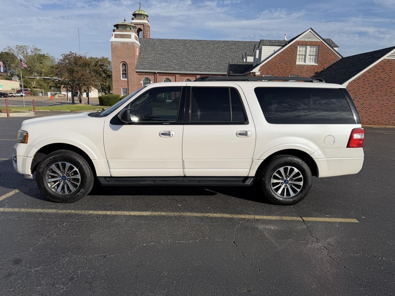 Ford Expedition EL XLT 4WD 2017