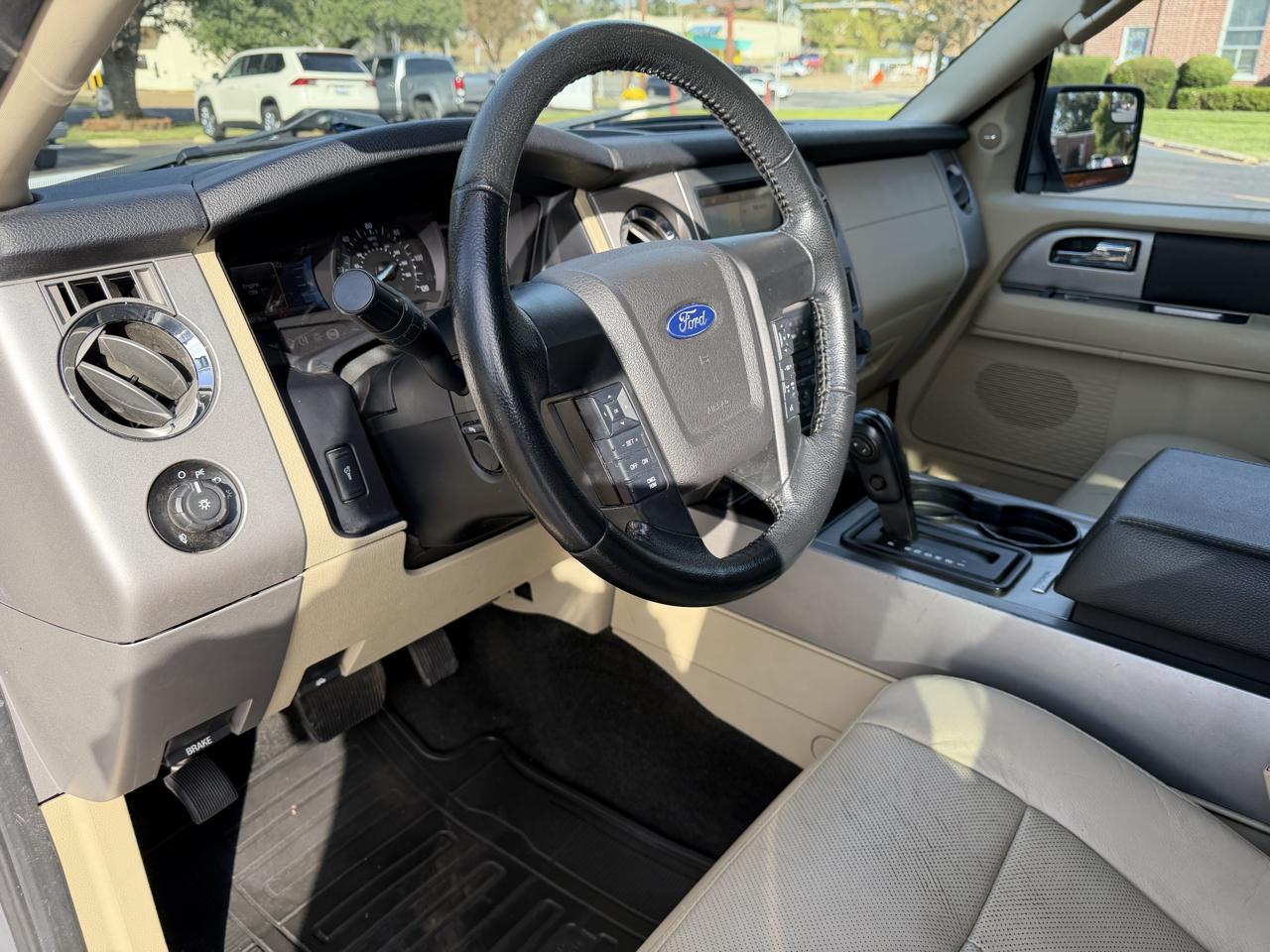 Ford Expedition EL XLT 4WD 2017