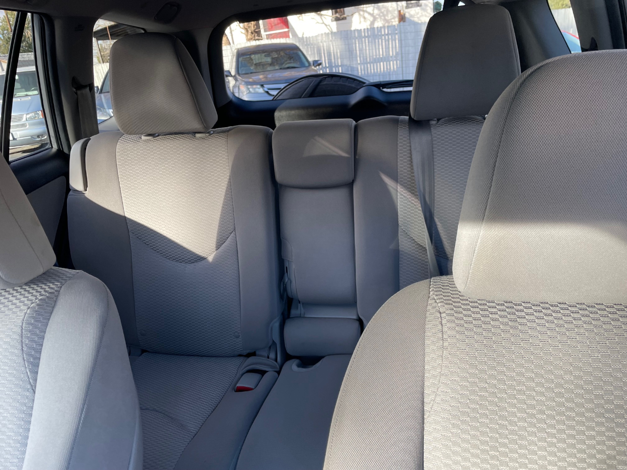 Toyota RAV4 4-Door 4WD 2012