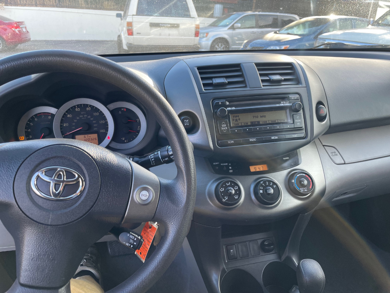 Toyota RAV4 4-Door 4WD 2012