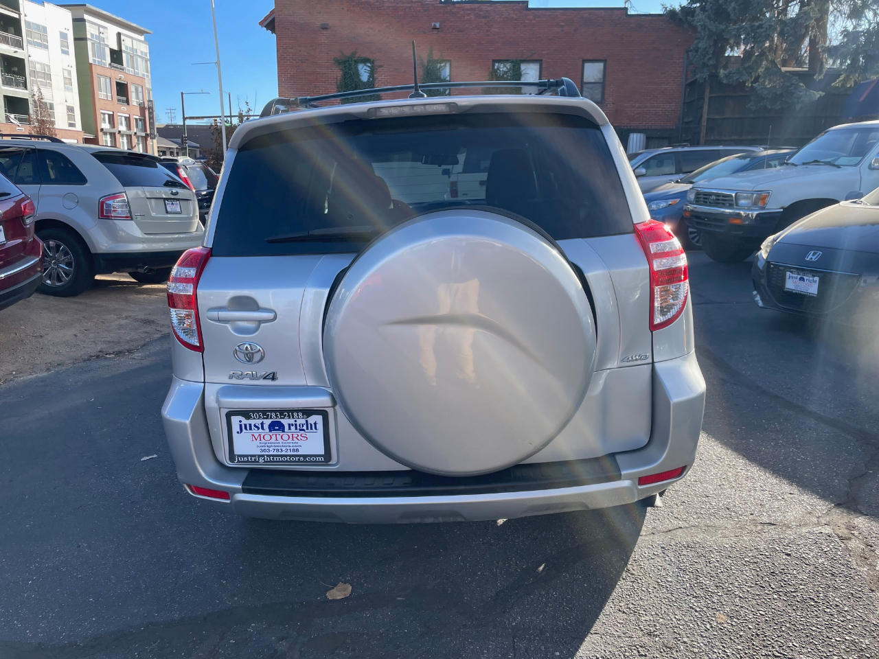 Toyota RAV4 4-Door 4WD 2012