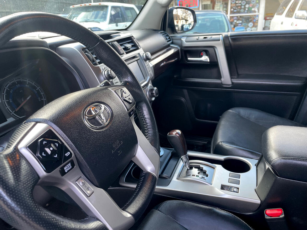 Toyota 4runner 4WD  2014