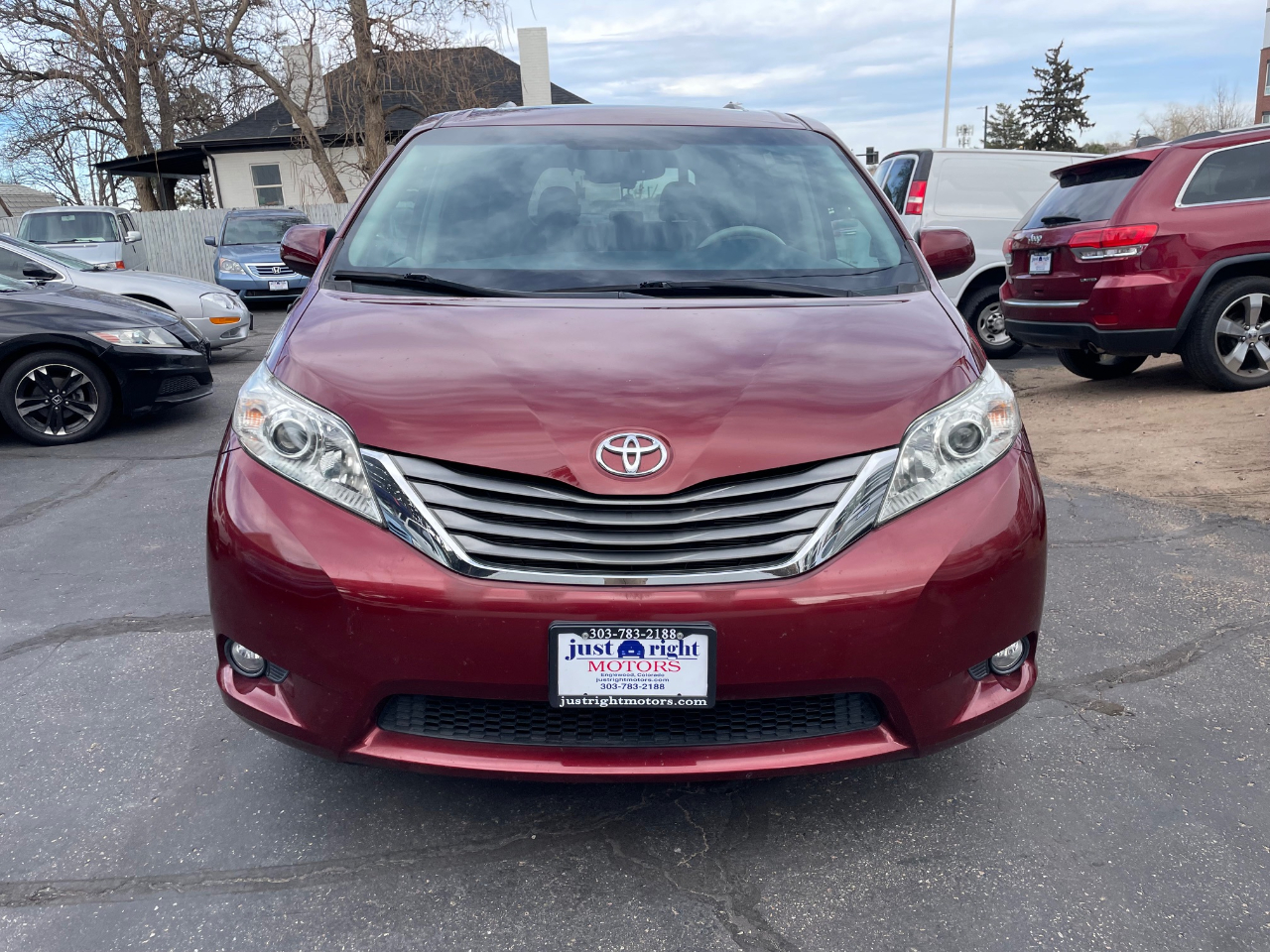 Toyota Sienna  2014