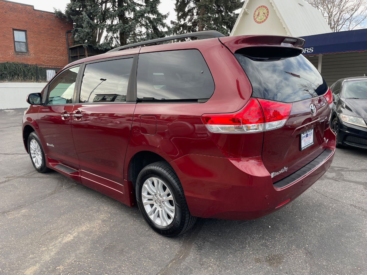 Toyota Sienna  2014