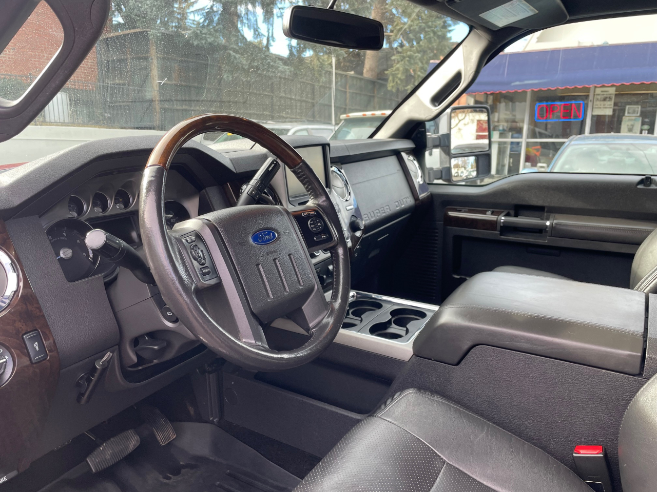 Ford F-250 Crew Cab  2015