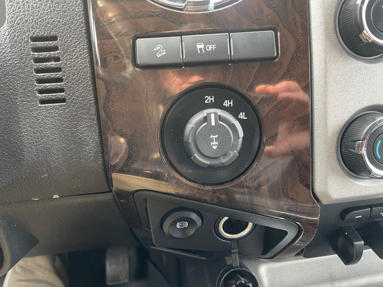 Ford F-250 Crew Cab  2015