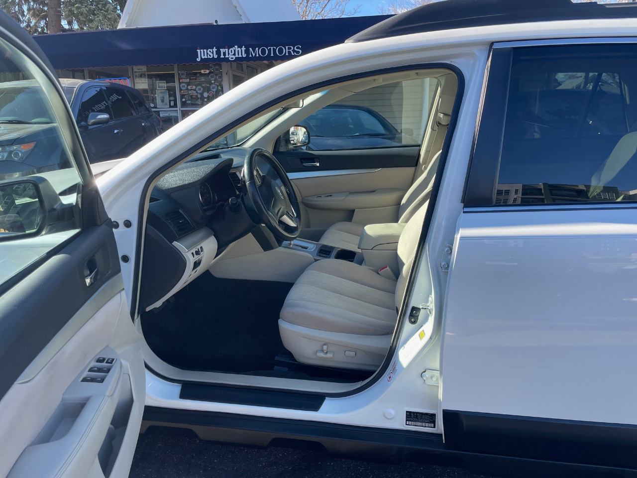 Subaru Outback  2013