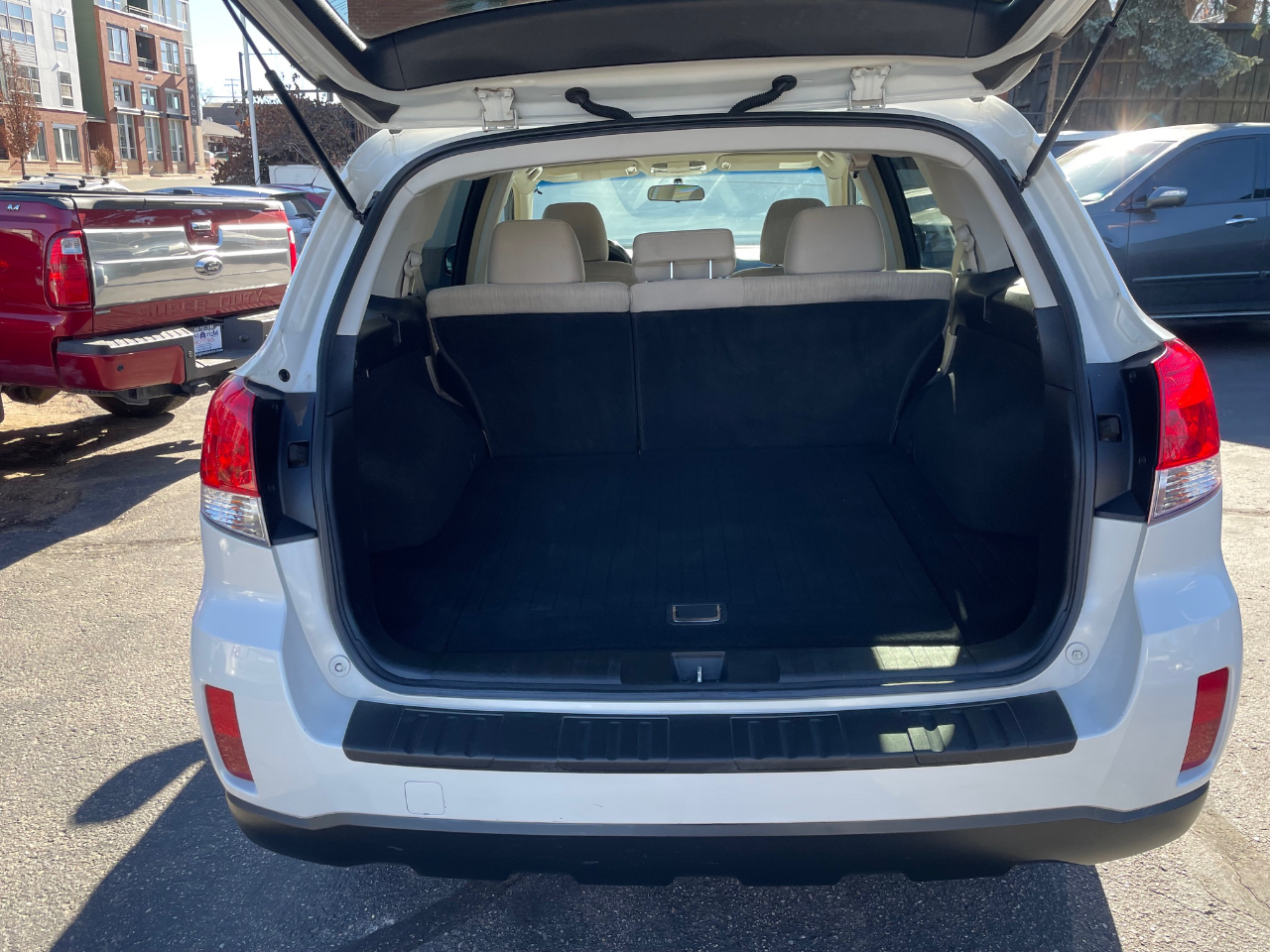 Subaru Outback  2013