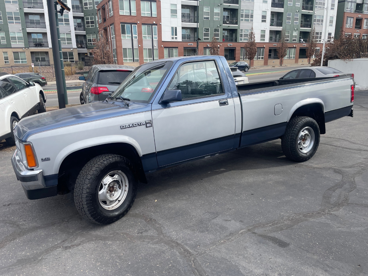 Dodge Dakota  1990