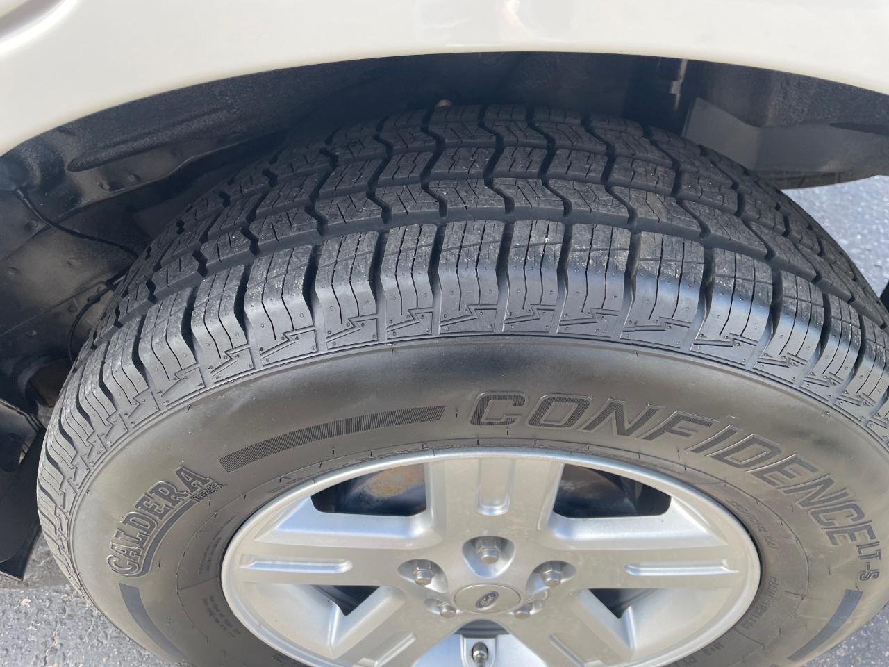 Ford Escape Hybrid  2011