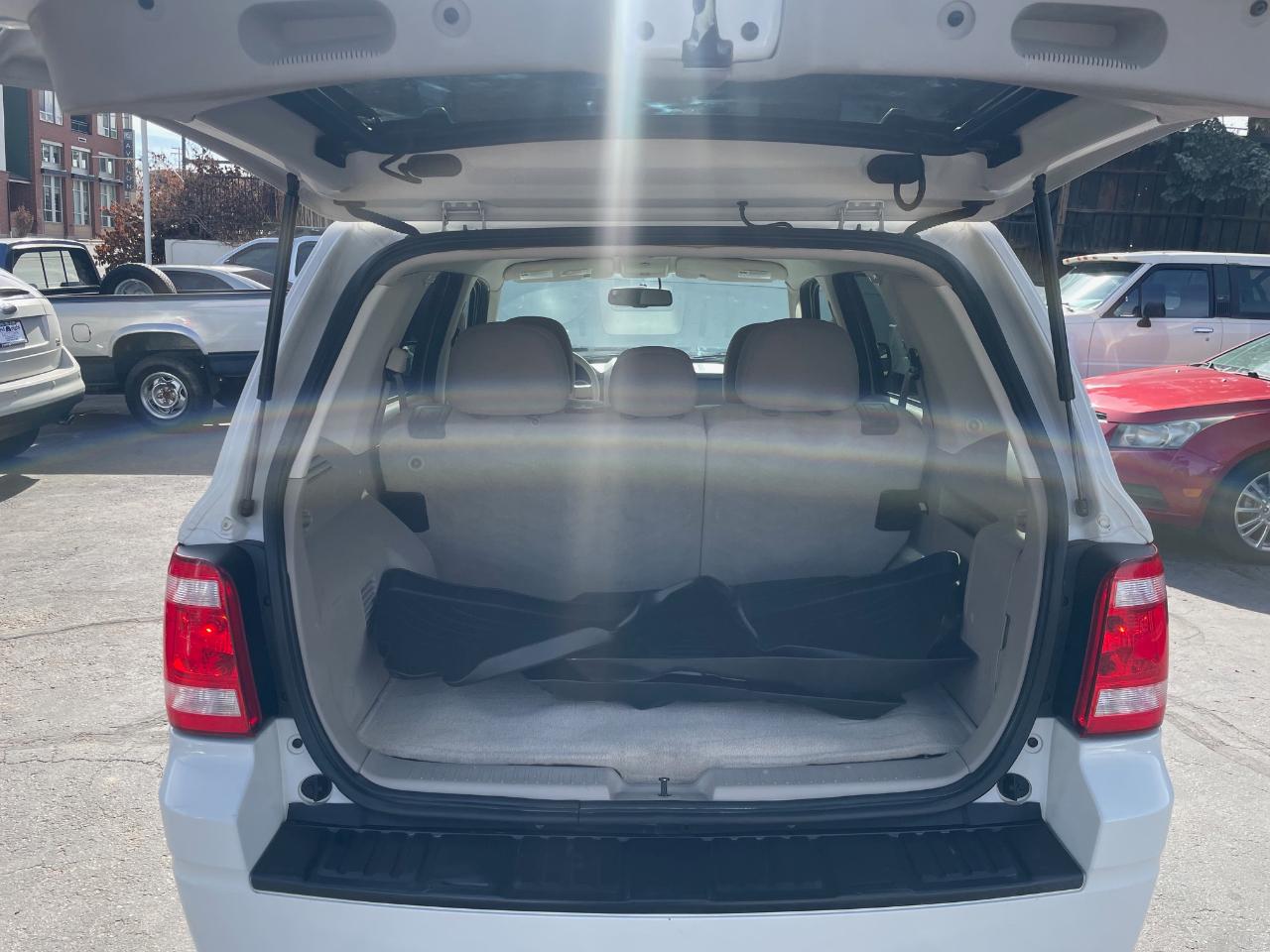 Ford Escape Hybrid  2011