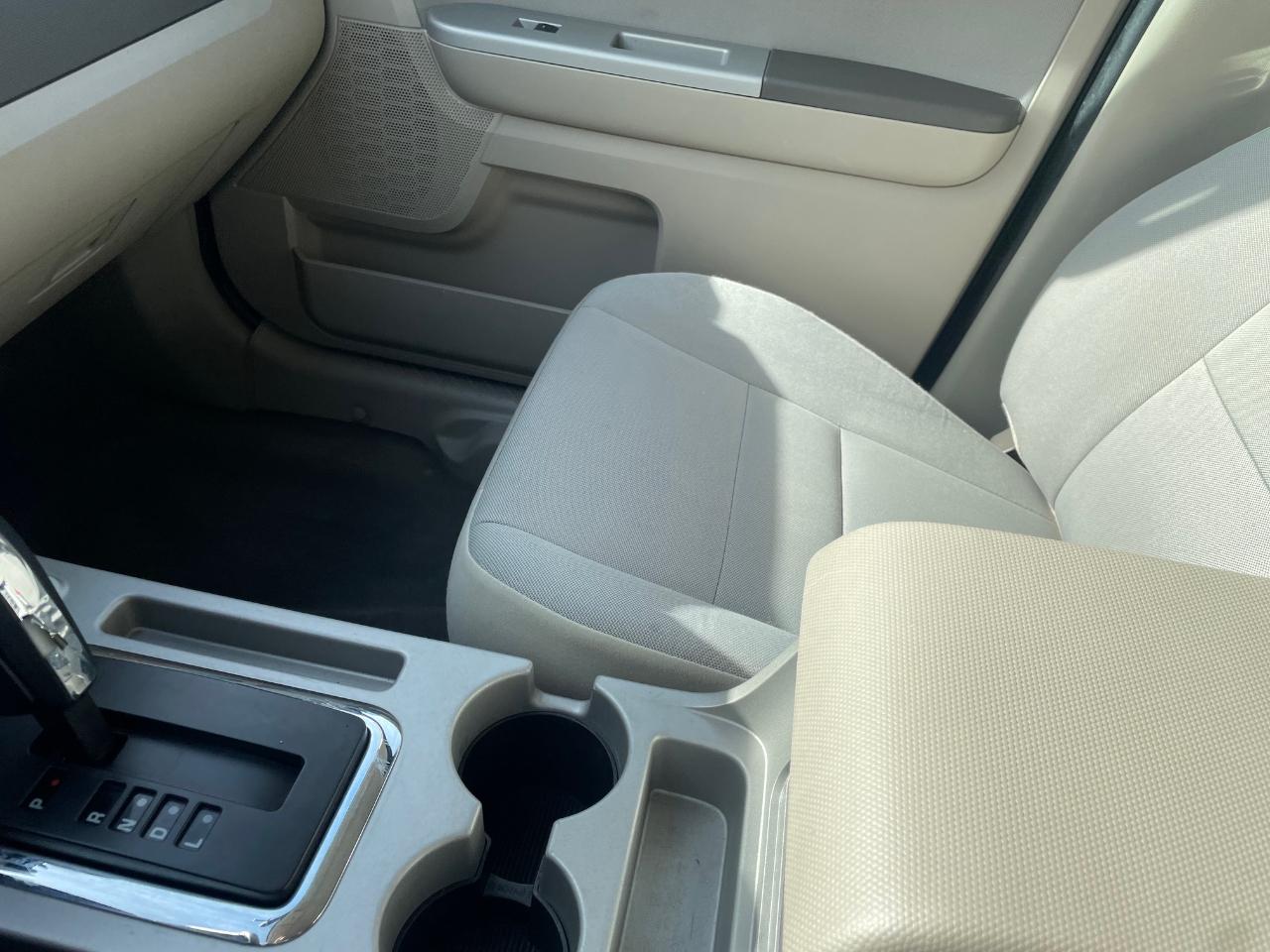 Ford Escape Hybrid  2011