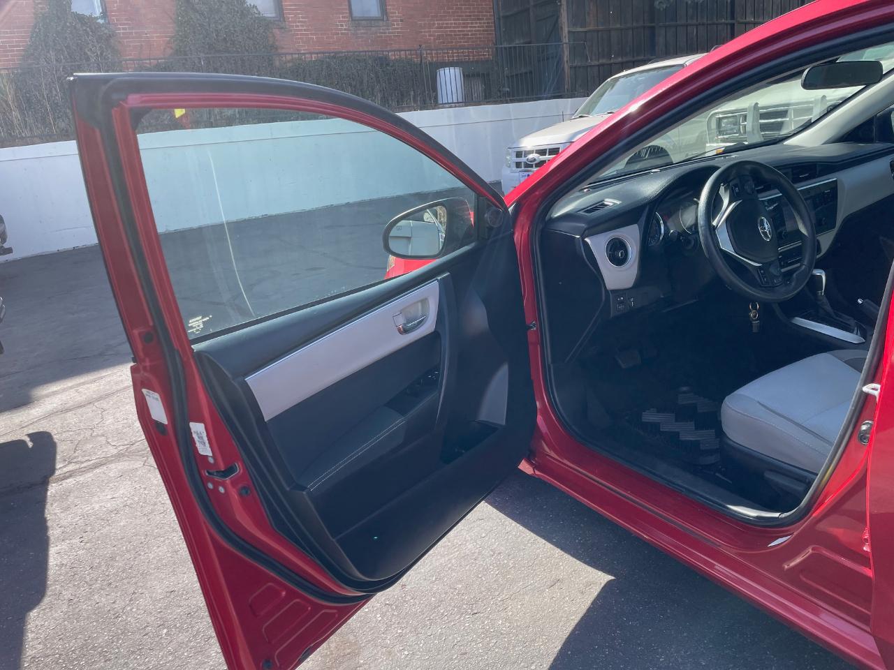 Toyota Corolla LE 2017