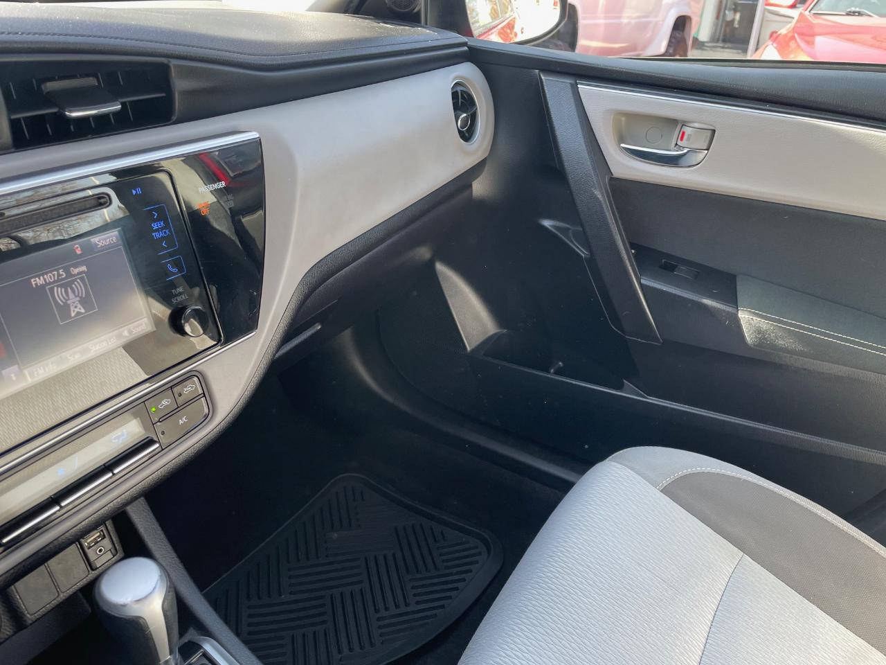 Toyota Corolla LE 2017