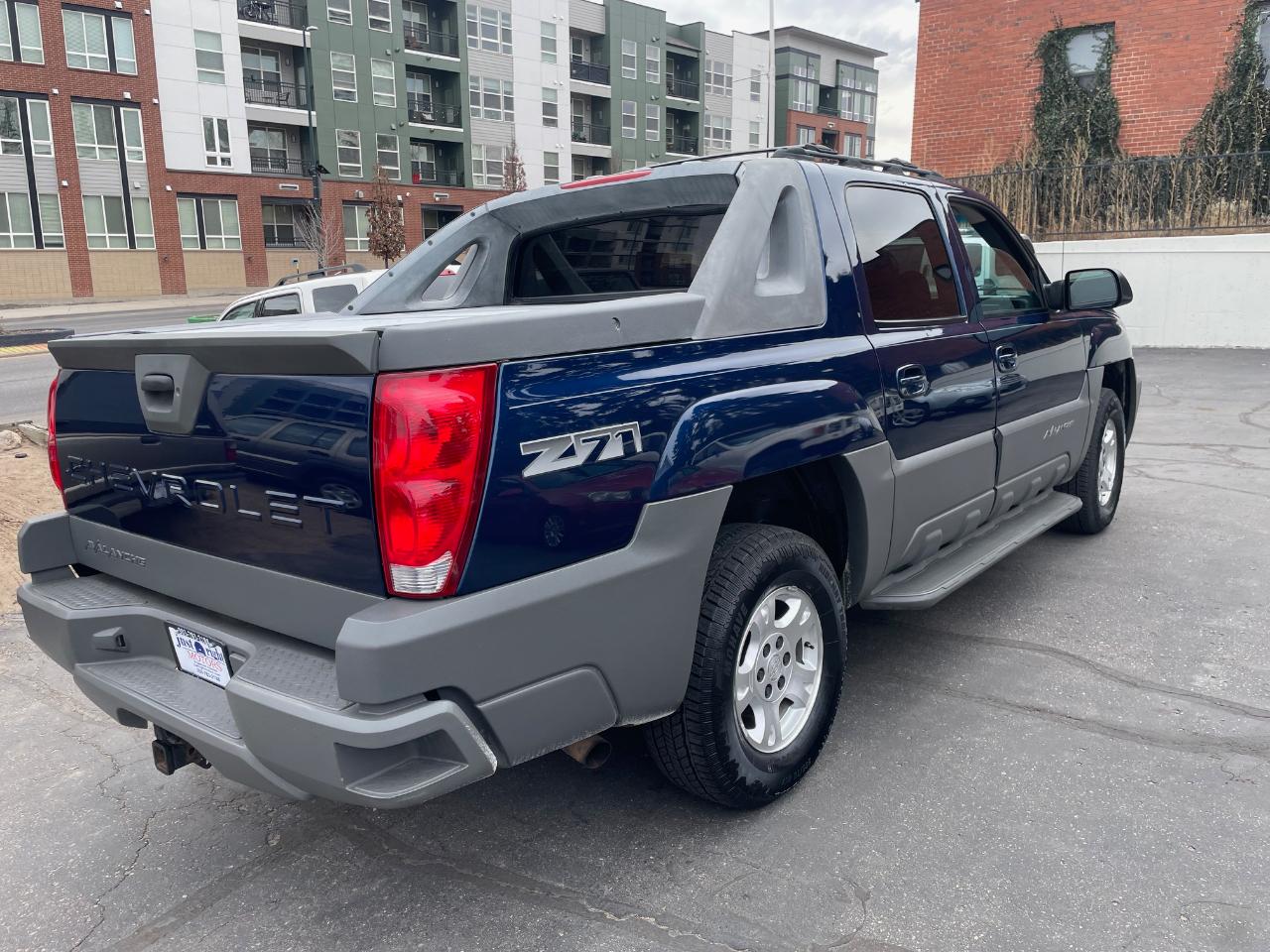 Chevrolet Avalanche 1500 4WD 2002