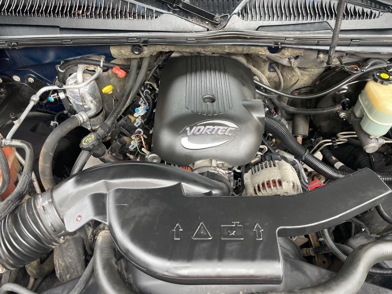 Chevrolet Avalanche 1500 4WD 2002